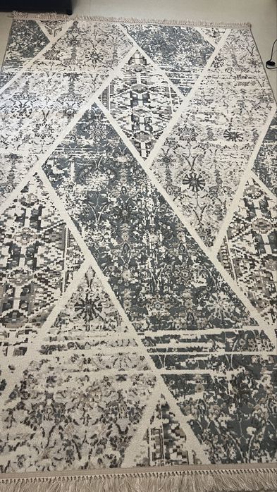 Продам ковер 2*3 Астана левый берег