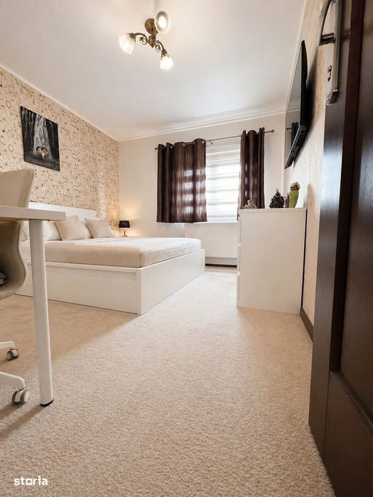 DE VANZARE  Casa P+1+M  220 mp utili  Navodari  Str Muzicii