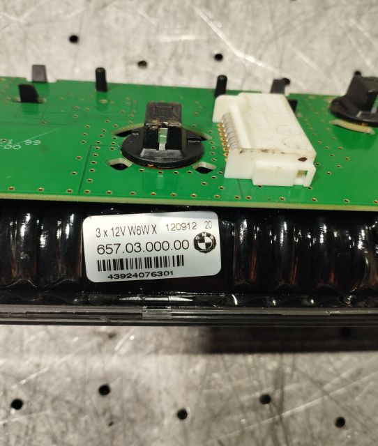 Lampa plafon spate 657.03.000.00 BMW Seria 5 F10