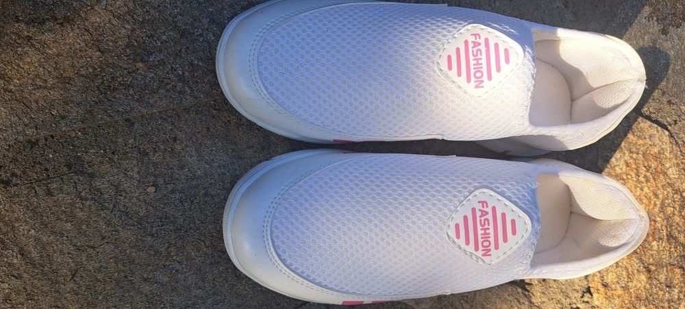 Маратонки номер 36