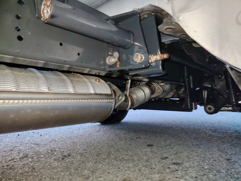 Iveco  daily 72c170 cu lada inchisa si lift zepro  spania