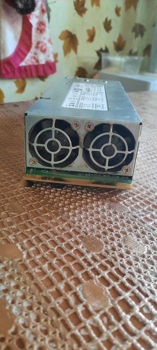 Продам Серверный блок питания!!!