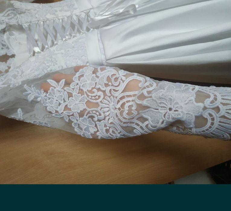 Продам свадебное платье