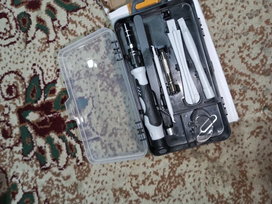 Отвёртки набор ремонт телефонов ПК