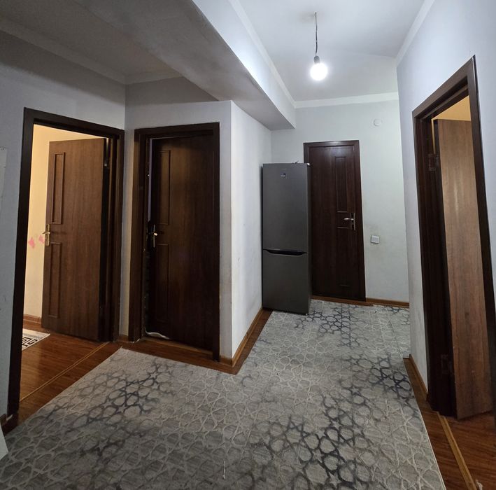 Bez makler 3 xonali hamma sharoiti bor