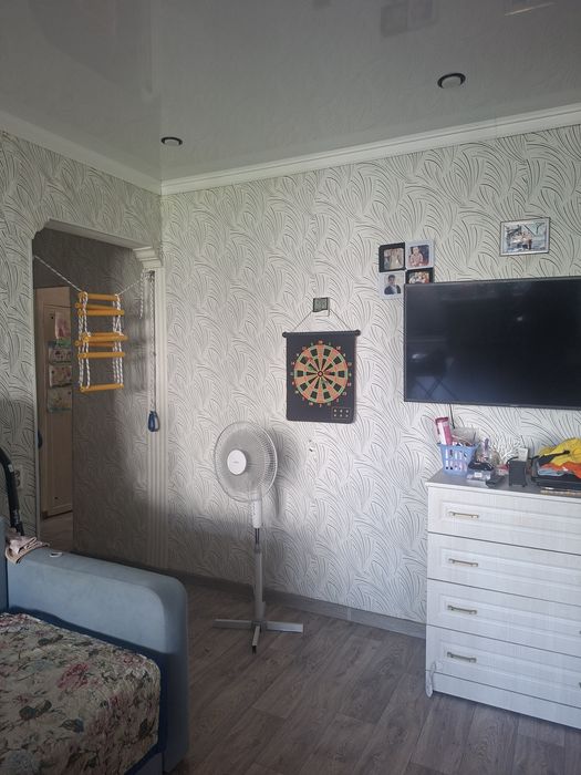 Продам 3-х комн, район Дворец спорта
