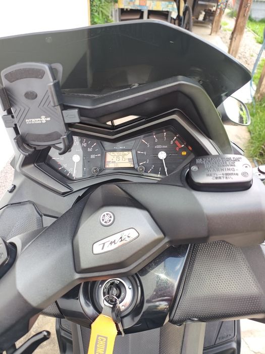 Yamaha Tmax maxi scuter
