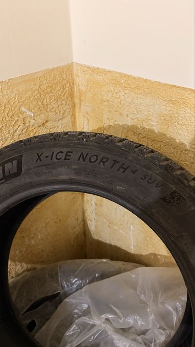 Зимние Michelin 235/55 R19