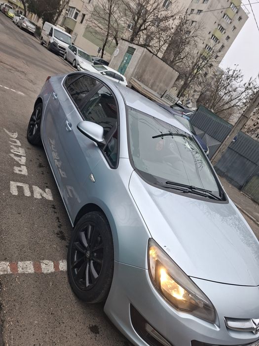 Opel astra j 2014