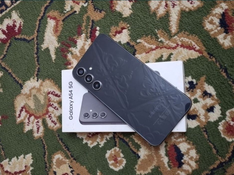 Samsung A54  хорошем состоянии