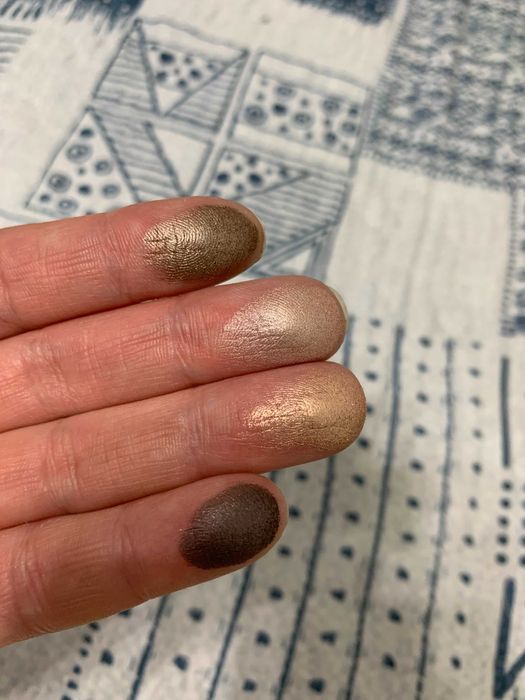 Продам тени Lancome