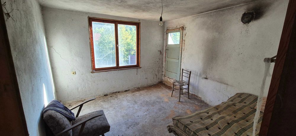 Продава Къща 3-СТАЕН  с. Огоя