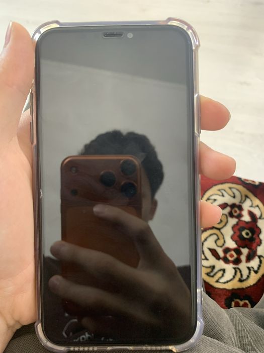 iPhone XR  хорошем состояние