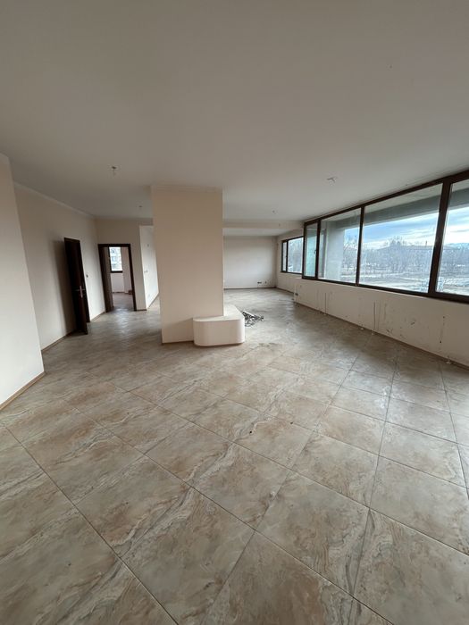 Продава се Многостаен апартамент в Севлиево - 291 кв.м за 631 €/кв.м - Снимка #9