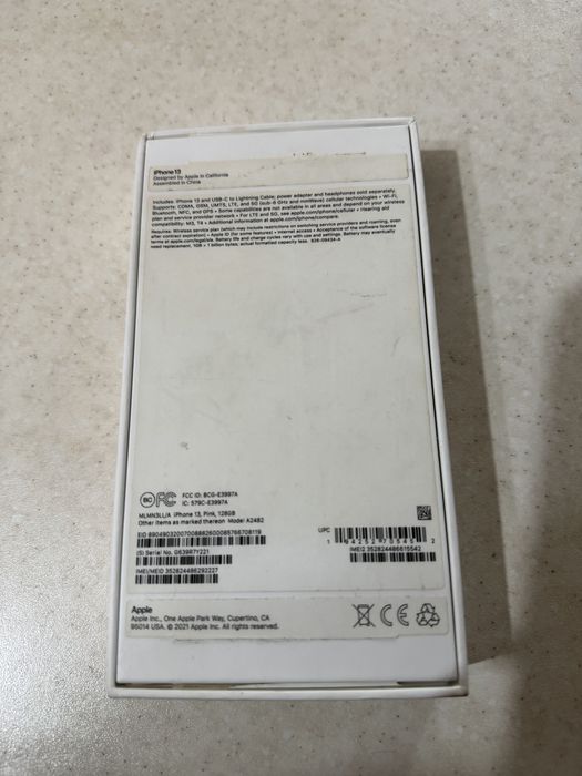 Продам Iphone 13