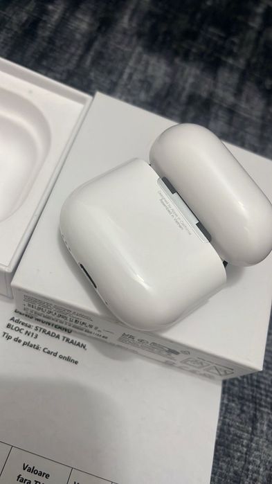 Căști Airpods 4 cu ANC sigilate