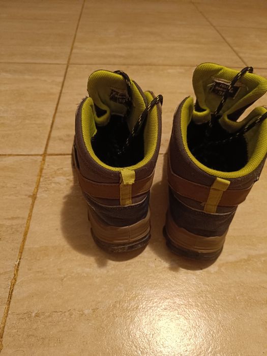 Ghetuțe Dechatlon 38