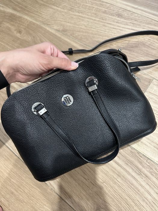 Маркови чанти Pinko, LIU JO, Michael Kors, Prada, Tommy Hilfiger