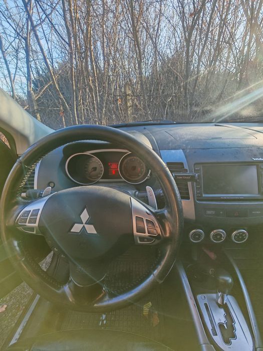 Mitsubishi Outlander 7 locuri 4x4 al-2lea proprietar
