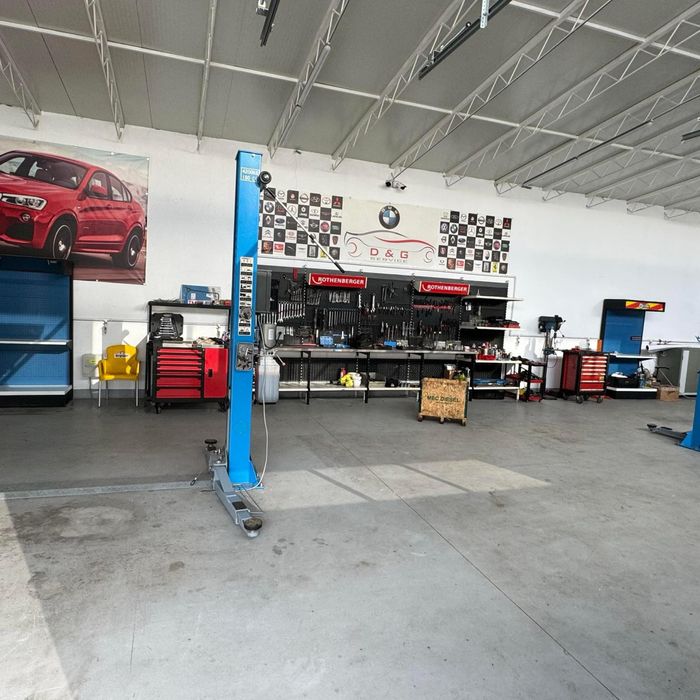 Inchiriez service auto in localitatea sacosu turcesc