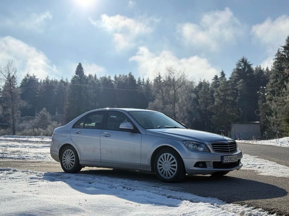 Mercedes-Benz c220