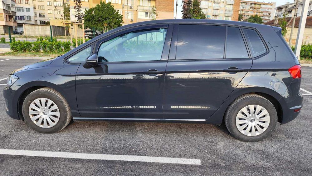 Продавам WV GOLF 7 /sportsvan/ 2015 г.