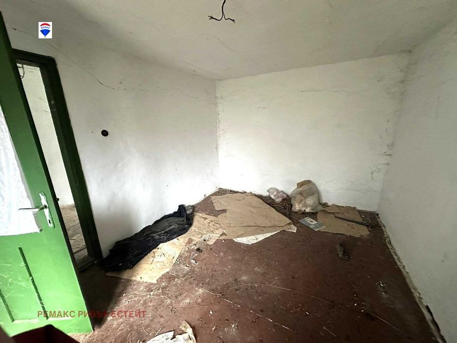 Продава се Къща в с. Горно Абланово, Област Русе - 70 кв.м за 87 €/кв.м - Снимка #9