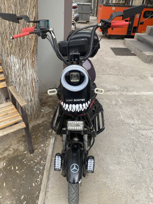 Продаю электро скутер BONVI