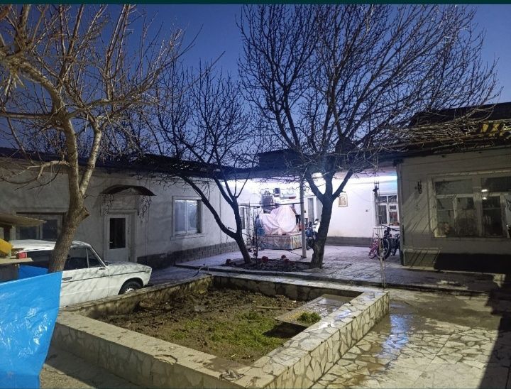 Срочно недорого продаётся дом на земле на ул.Ангарская махалля анхор