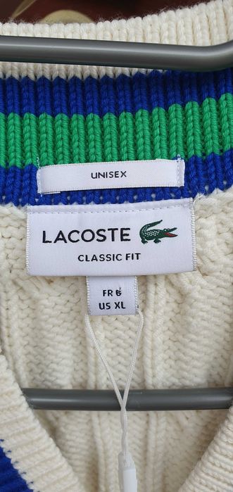 vând vestă LACOSTE