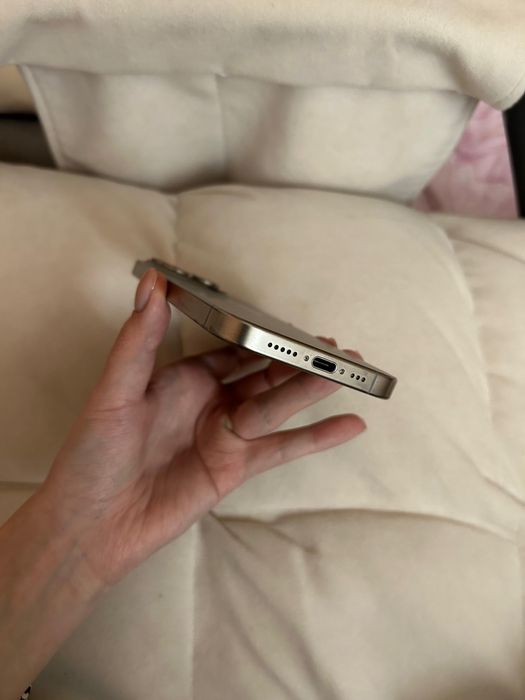 Айфон 15 про титан