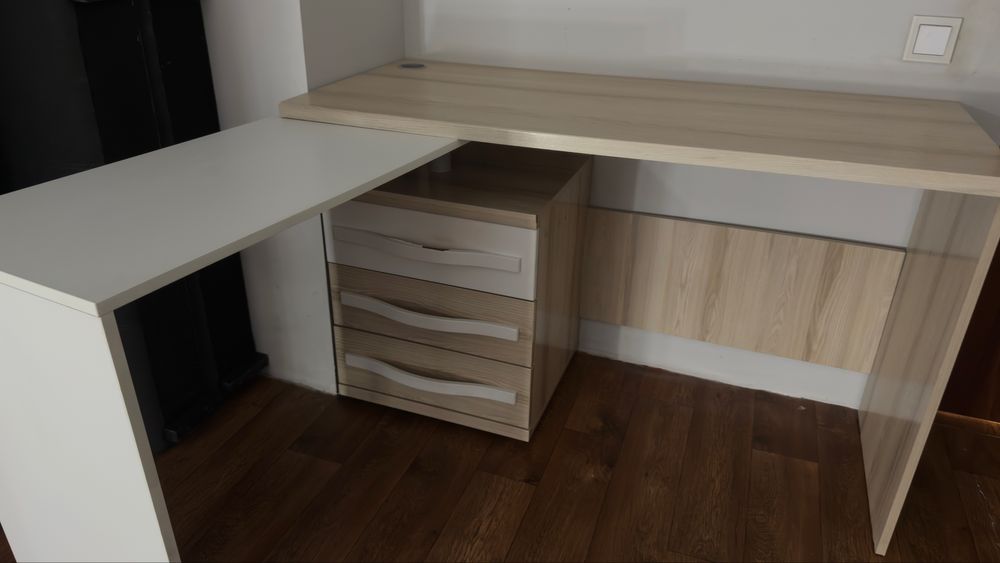 письменный школьный стол