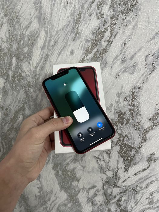 Продам Айфон Хр/ Iphone Xr