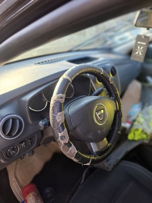 Dacia Logan MCV 1.2 бензин 75 к.с. 2014 година