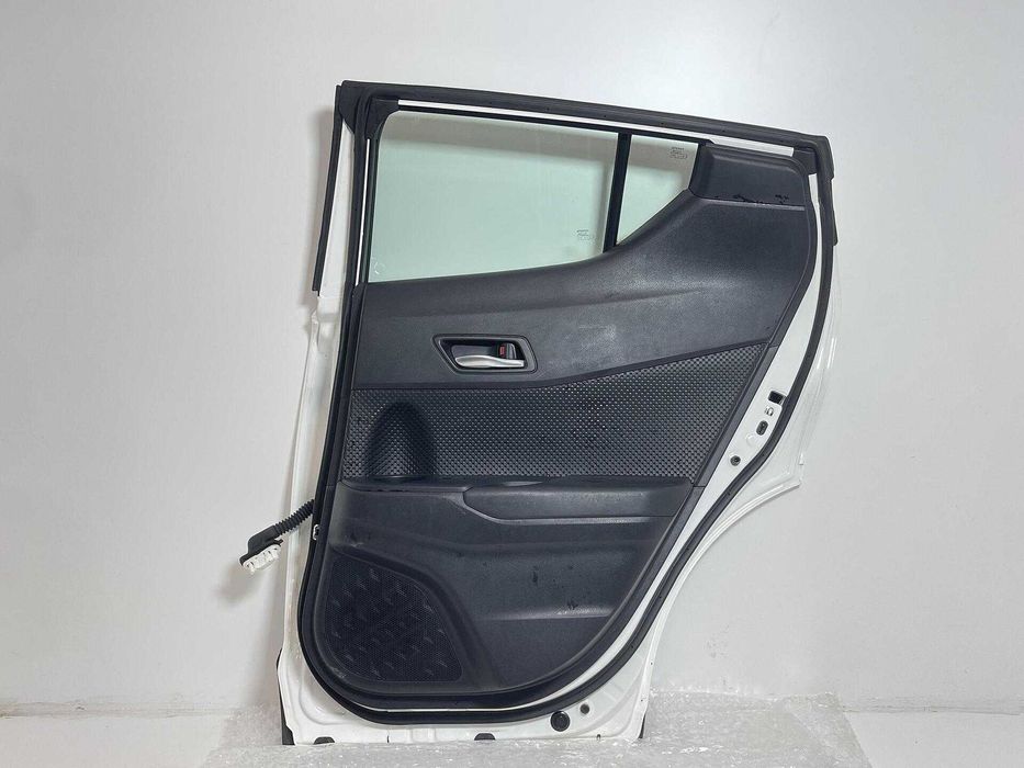 Toyota CHR врати брони