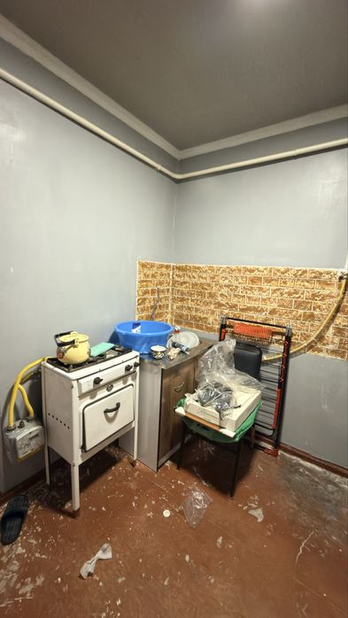 Kirguli 1-xonali uy sotiladi