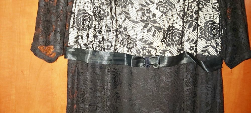 Официална рокля със сако