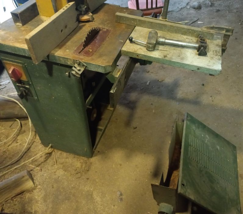 Трифазен Циркуляр с фреза