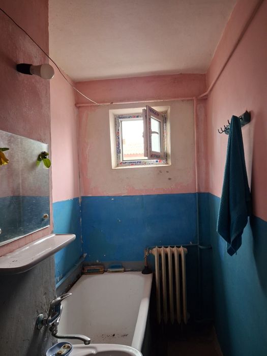 Vand apartament 2 camere 36000€ neg