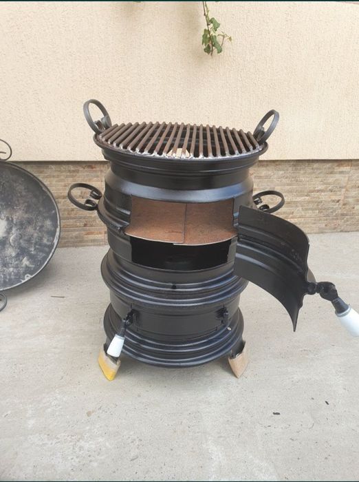 PIROSTRIE tip SOBITĂ cu Focar, Cenușar și Evacuare pentru Foișor