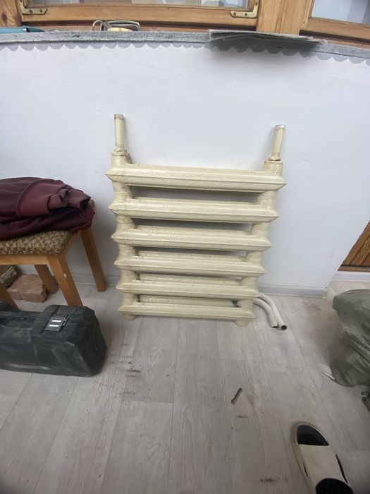 Продам батарея чугунная Б/У