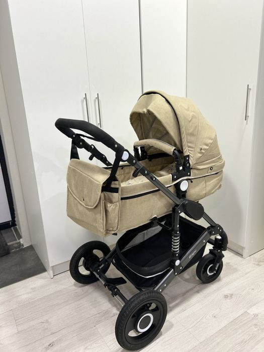 Продам детскую коляску