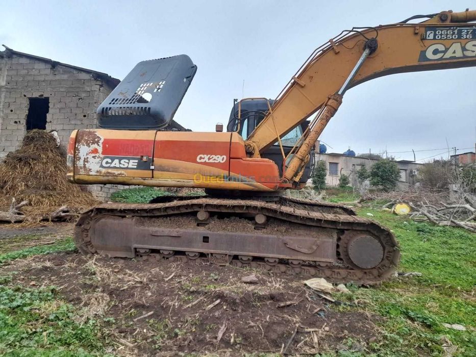 Dezmembrez excavator pe senile Case CX 290