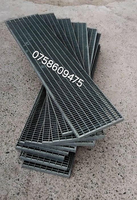 Trepte zincate 117x28