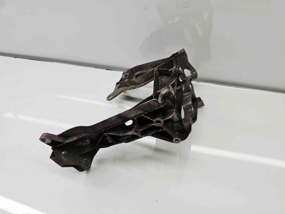 Suport far stanga Mercedes Clasa C Combi (W205) [Fabr 2015-prezent]