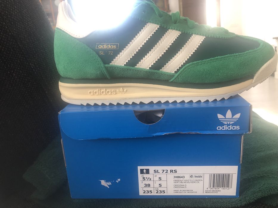 Adidași Adidas noi din piele – nepurtați/marimea 38