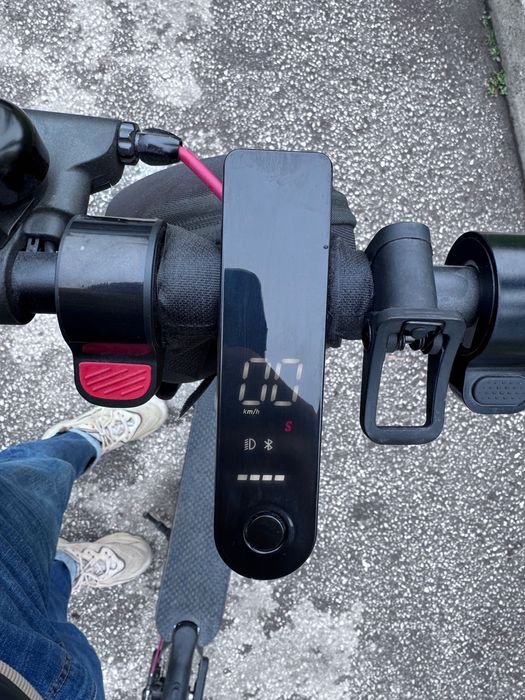 Електрическа тротинетка/скутер E9