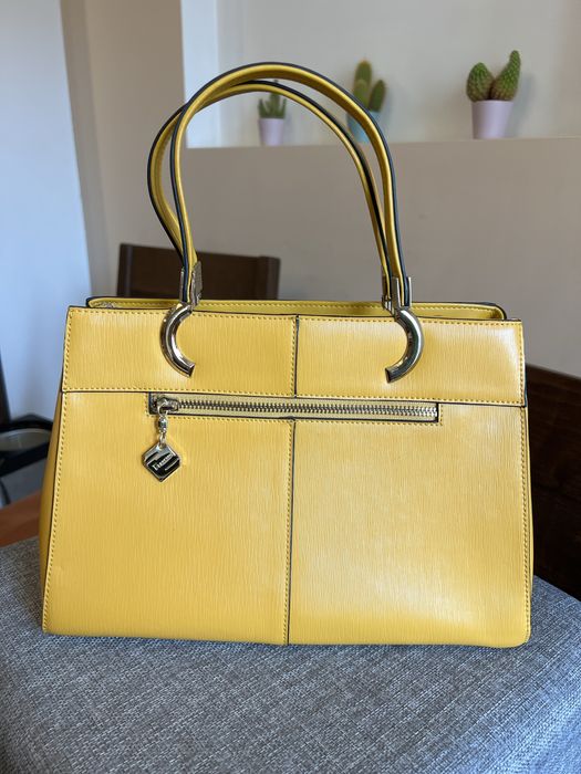 Нова Жълта Дамска чанта