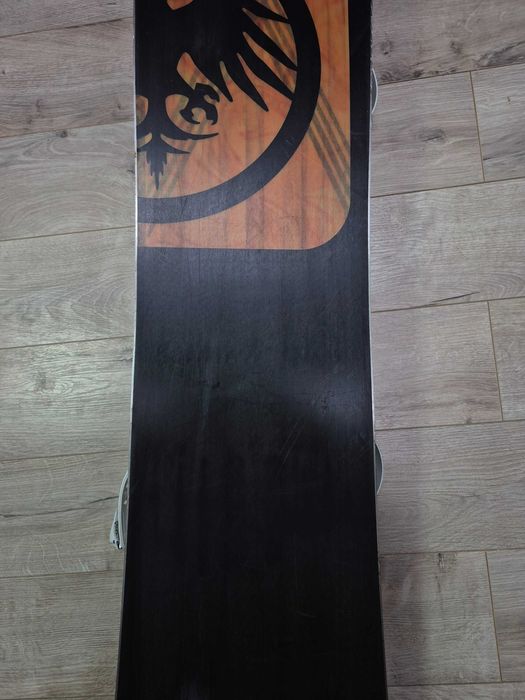 Echipament snowboard : snowboard, legaturi, boots