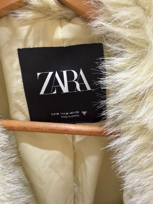 Елегантно пухкаво късо палтенце  ZARA – без забележки